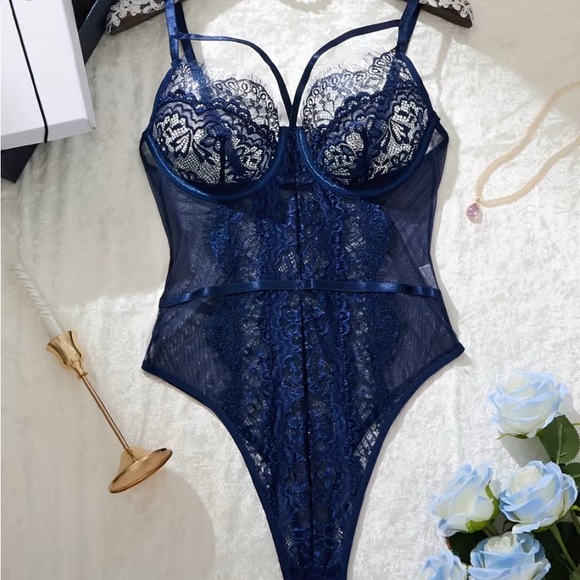 Hautesales Tops - Elegant Navy Lace Bodysuit
